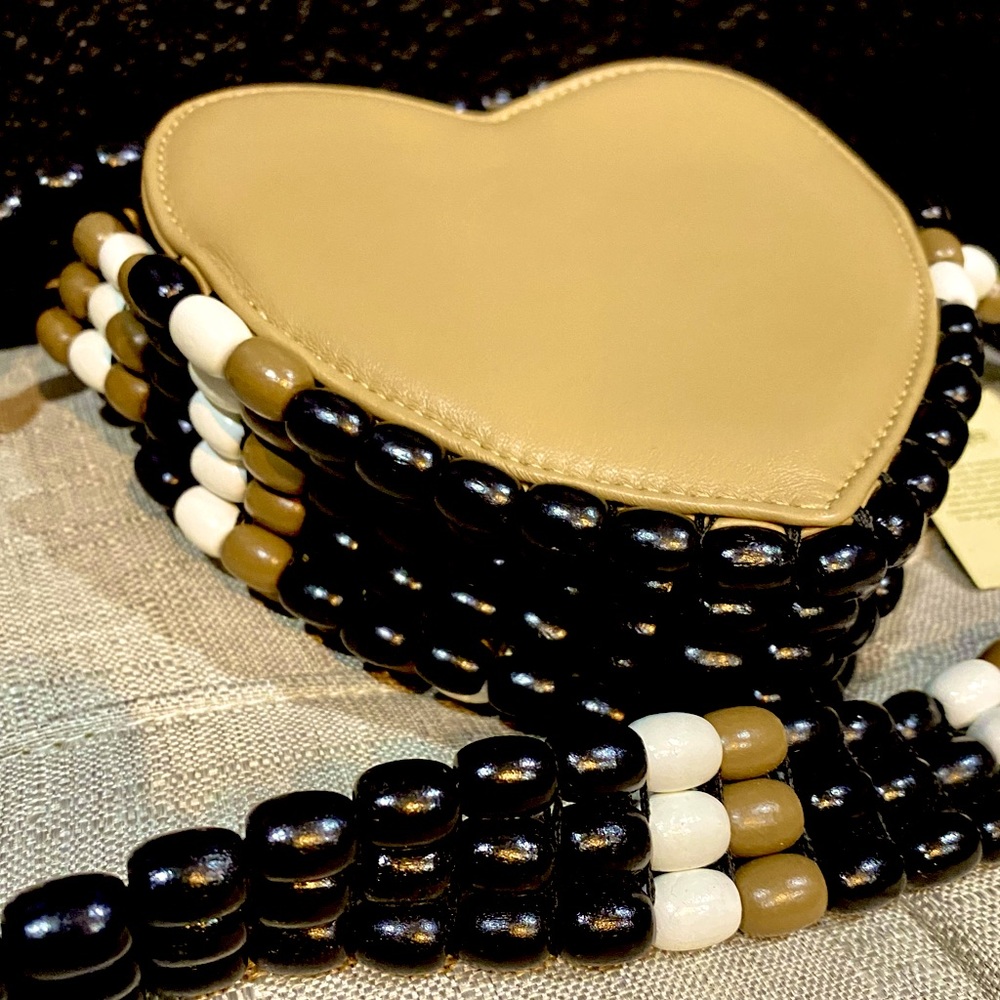 Maje Wooden Bead Black Tan & White Heart Bag NWT - Picture 4 of 16